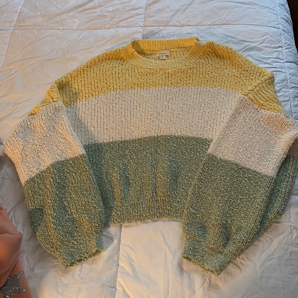 Debut Soft Sweater L NWOT